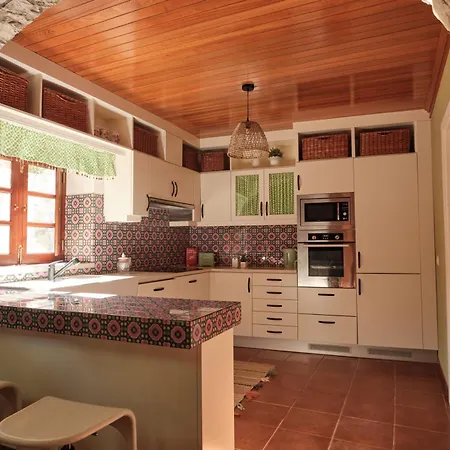 Casa Da Pia - Pia Do Urso * Casais de Sao Mamede